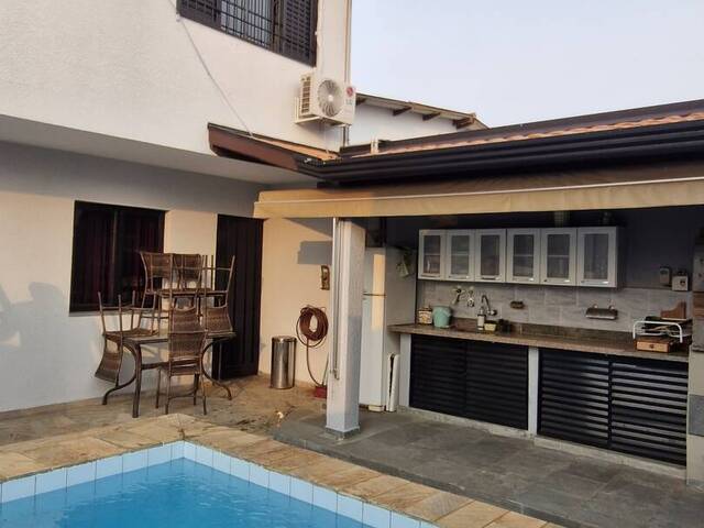 Casa para Venda em Campinas - 4